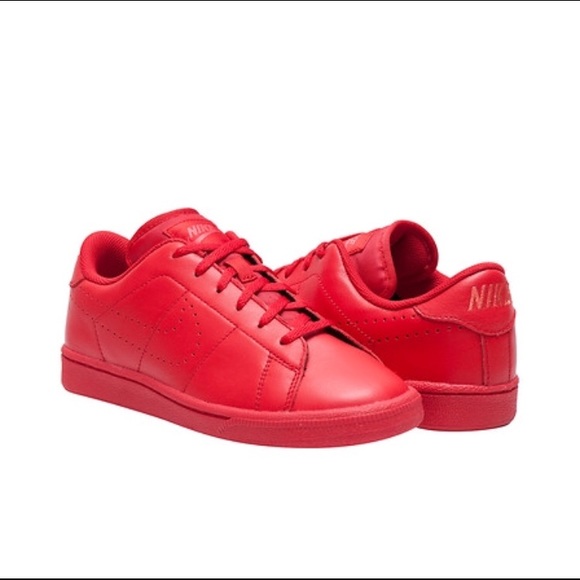 Nike Tennis Classic Premium Sneaker Poshmark Nike Tennis Classic Premium Sneaker Poshmark